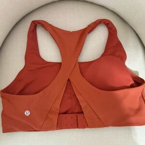 Lululemon burnt orange sports bra never worn NEW size 10